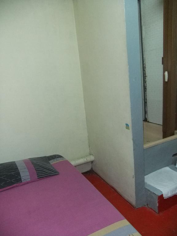 Hawaii Hostel Singapur Pokoj fotografie
